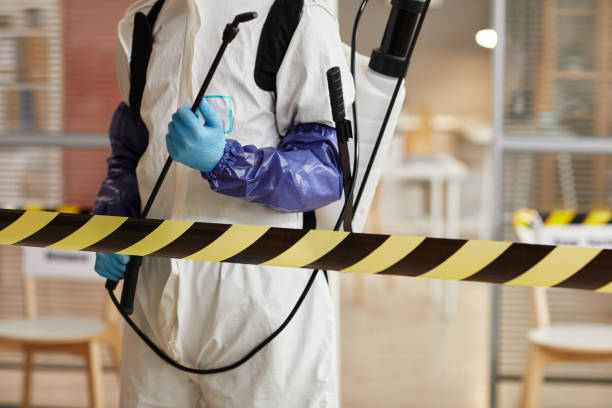 Professional Biohazard technician working in Deer Park, WA